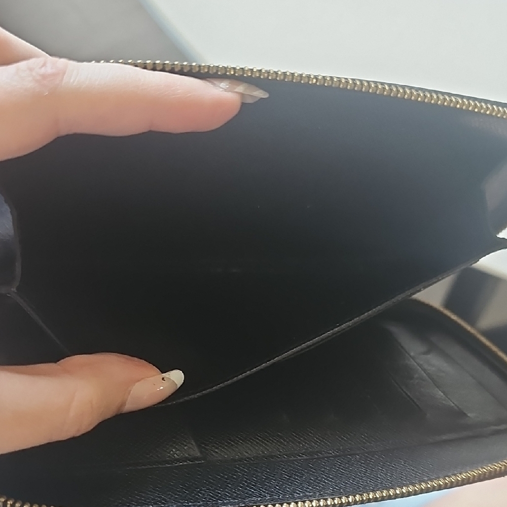 Louis Vuitton Black Epi Zip Organizer Wallet Clutch - Picture 10 of 11